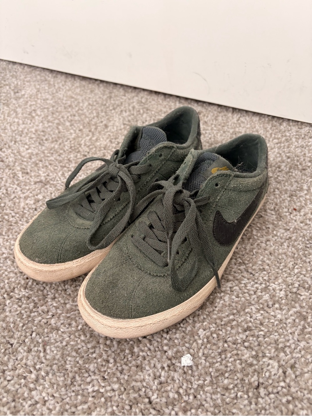 Nike Zoom Bruin Low Olive Green Suede Low-Top Sneakers with Black Swoosh
